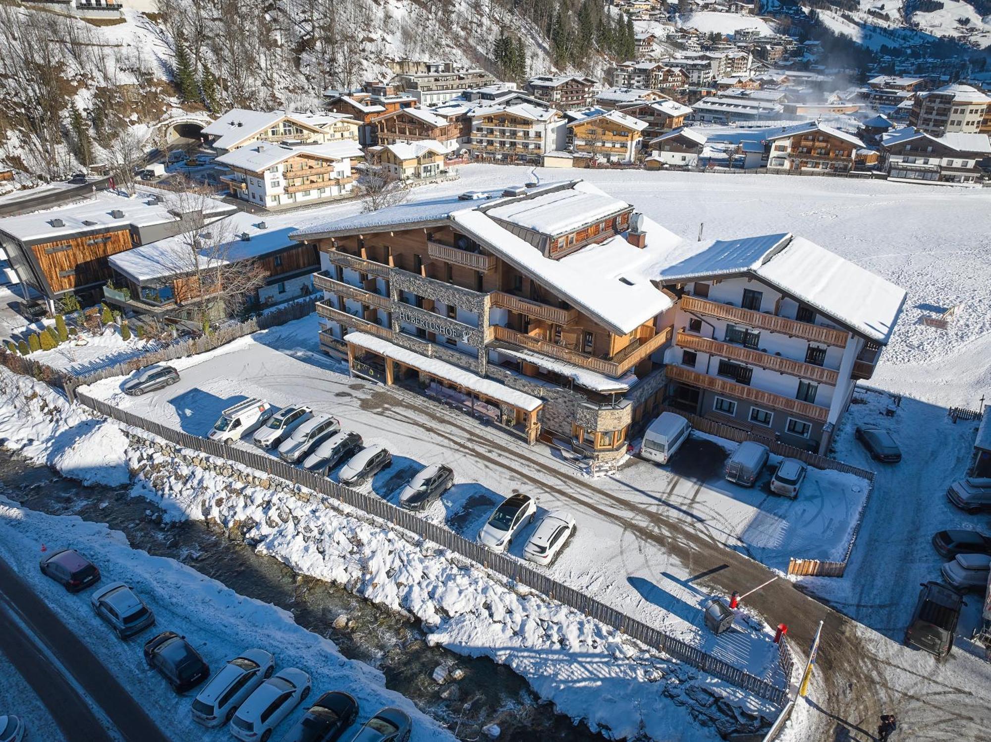 Hotel Hubertushof Saalbach-Hinterglemm Kültér fotó